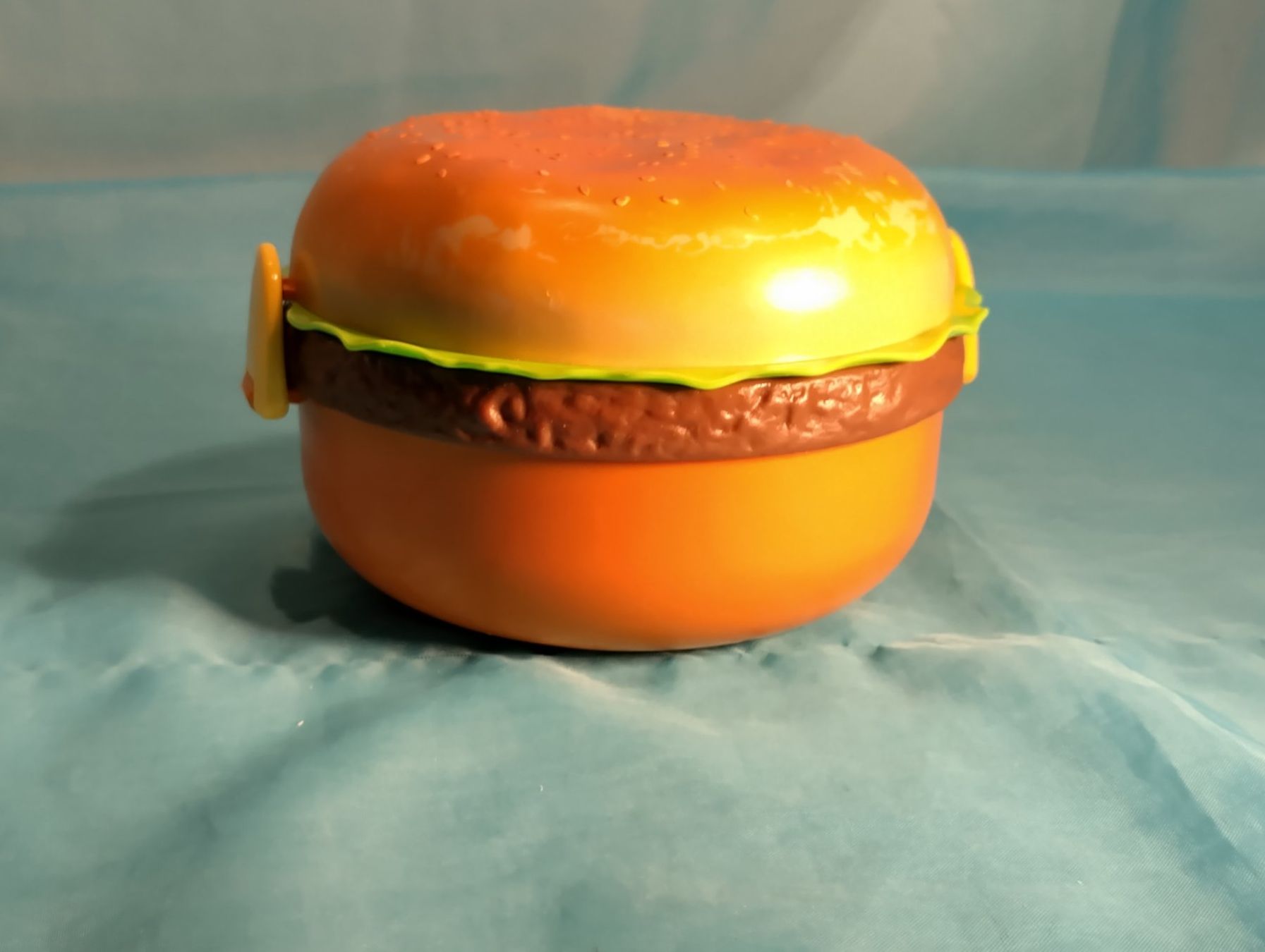 Contenitori & Simili: Lunchbox mit 3 Kammern als Burger, Hamburger – Usato da Bellach venduto da JingleCherry