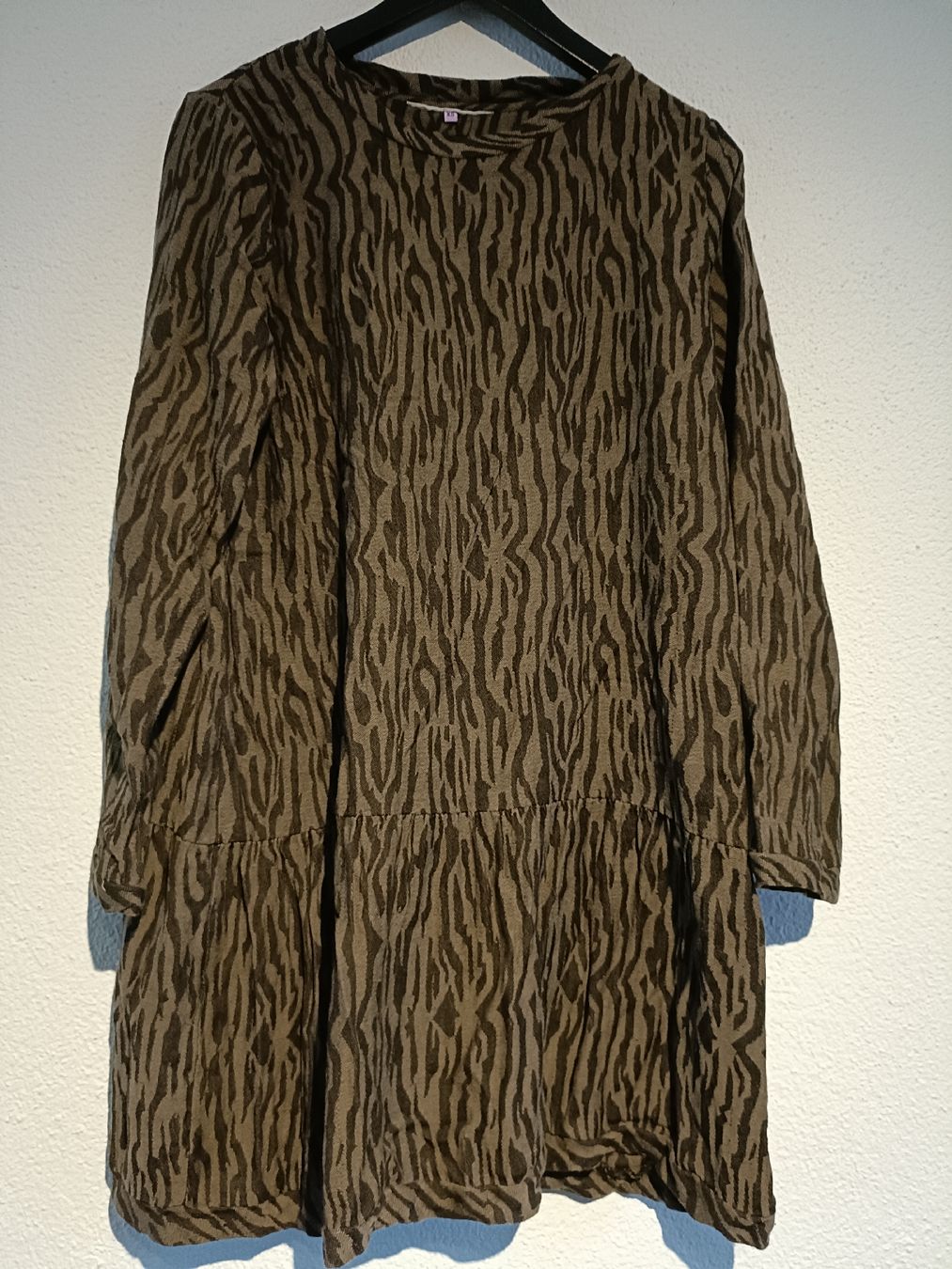 Cecilie Copenhagen Vestiti: Freizeitkleid Copenhagen camel – Usato da Bergdietikon venduto da Bico01