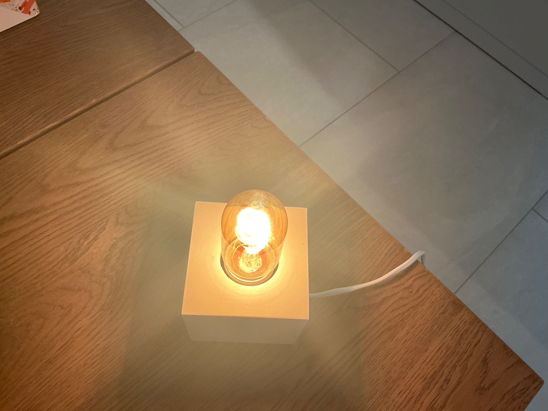 Lampade: Coole Tischlampe/ Nachttischlampe Led – Usato da Würenlos venduto da Starceve