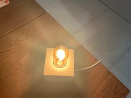 Coole Tischlampe/ Nachttischlampe Led