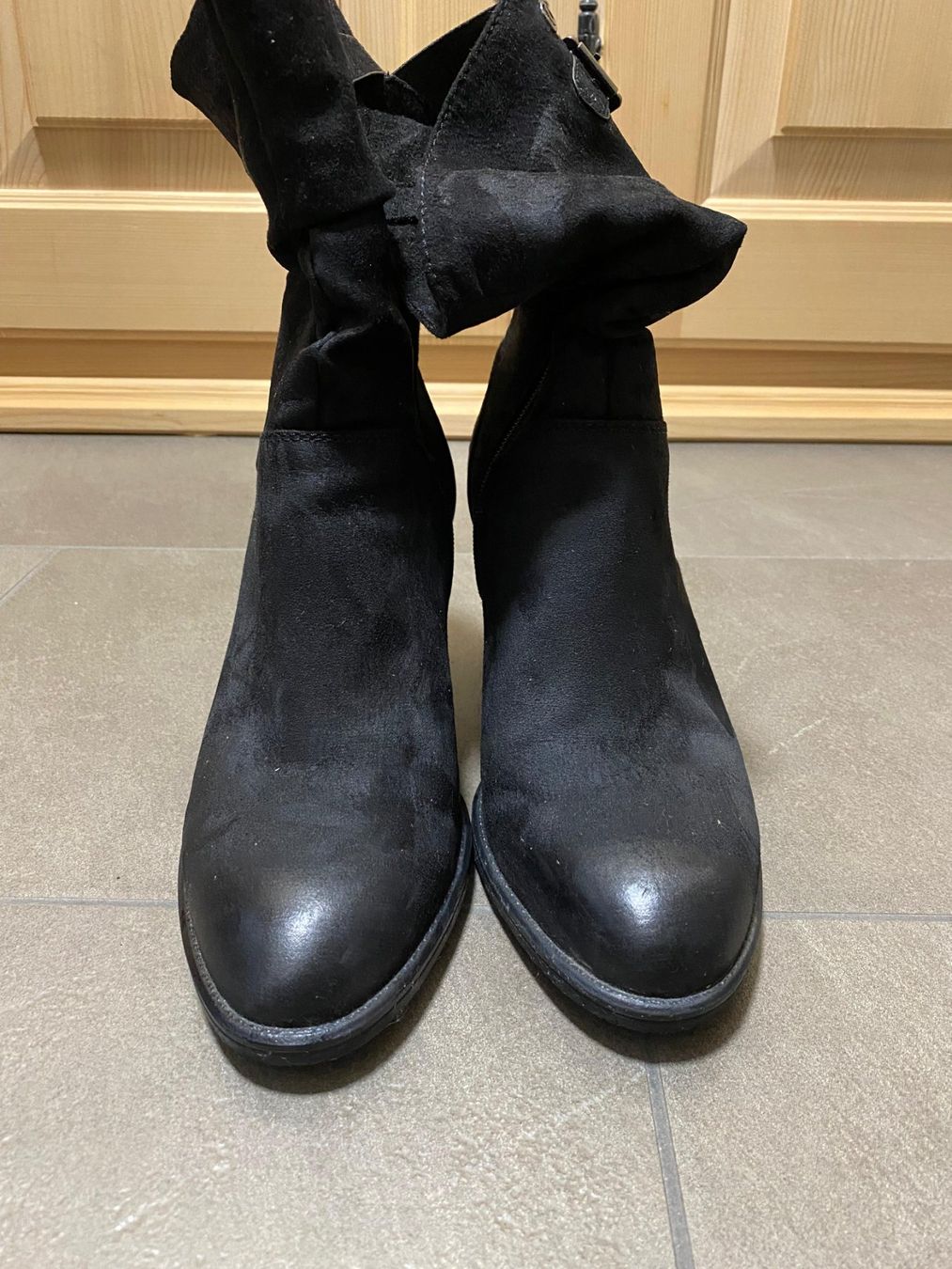 S.Oliver Scarpe da donna: Damen Stiefeletten schwarz mit Absatz – Usato da Vicosoprano venduto da abc258 1
