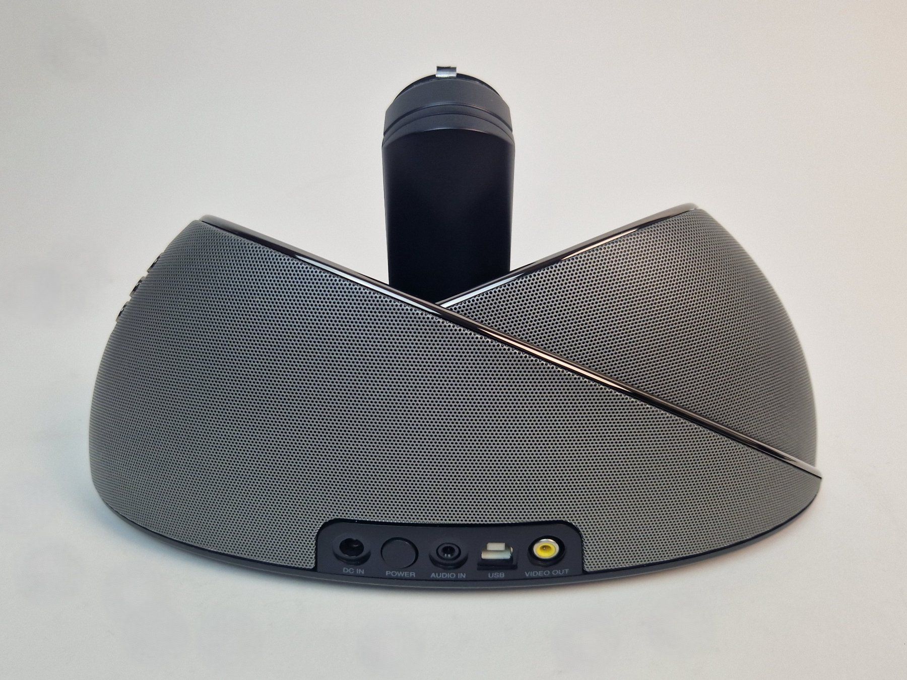 JBL Lautsprecher: JBL OnBeat Air Wireless Speaker (2011) – Neu (gemäss Beschreibung) aus Basel von Restwert_Basel 3