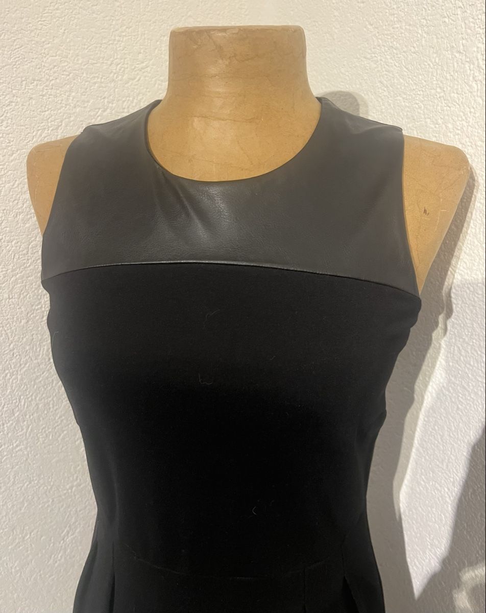 Esprit Kleider: Robe noire de cocktail, Taille M – Gebraucht aus St-Pierre-Clages von ste_xk6p