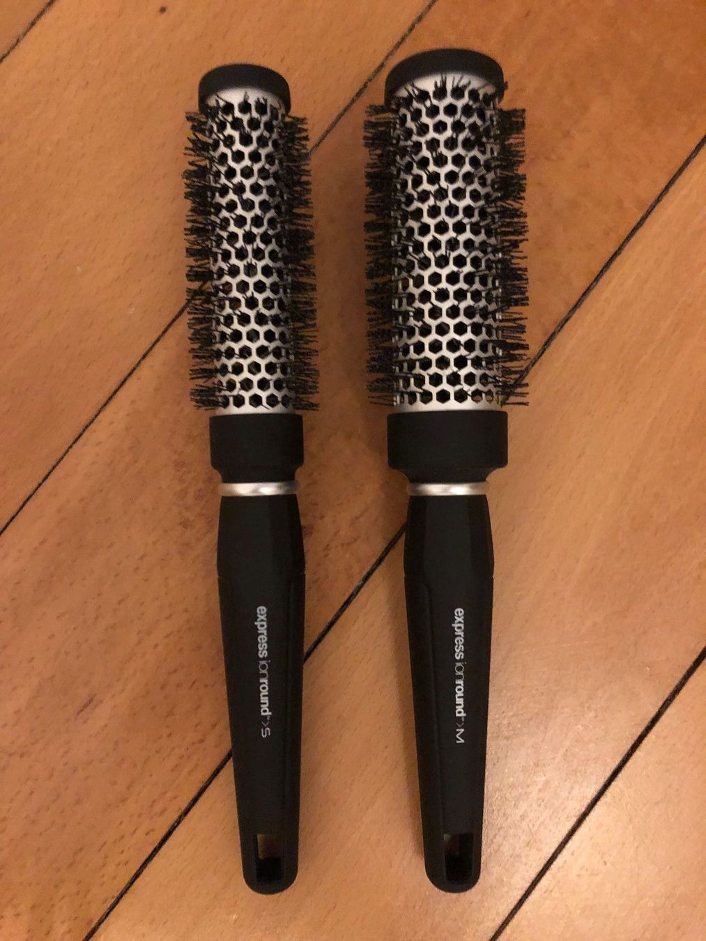 Altro per la cura dei capelli: 2 Bürsten Paul Mitchell Express Ion M&S – Usato da Zürich venduto da MakasoZH