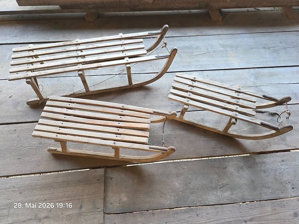 Luge: Original Davoser Holzschlitten  – D'occasion à Buttisholz par foxi71