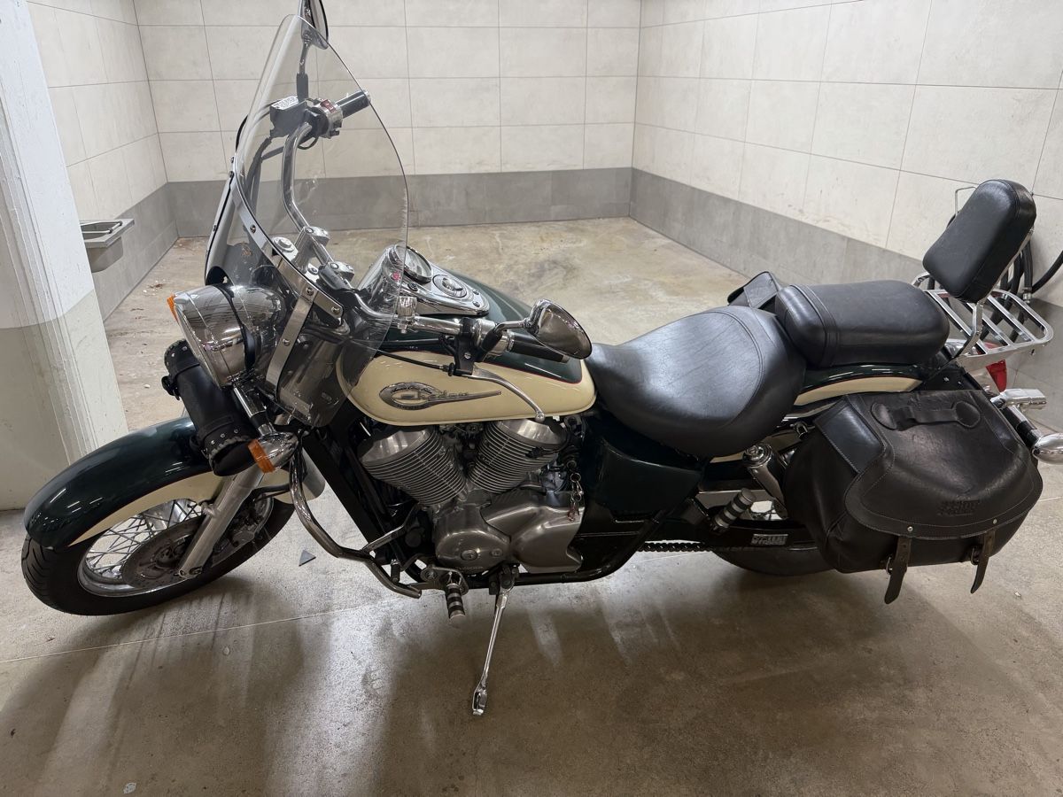 Honda Cruisers: Honda Shadow VT750 – D'occasion à Muttenz par ver_mxr7 2