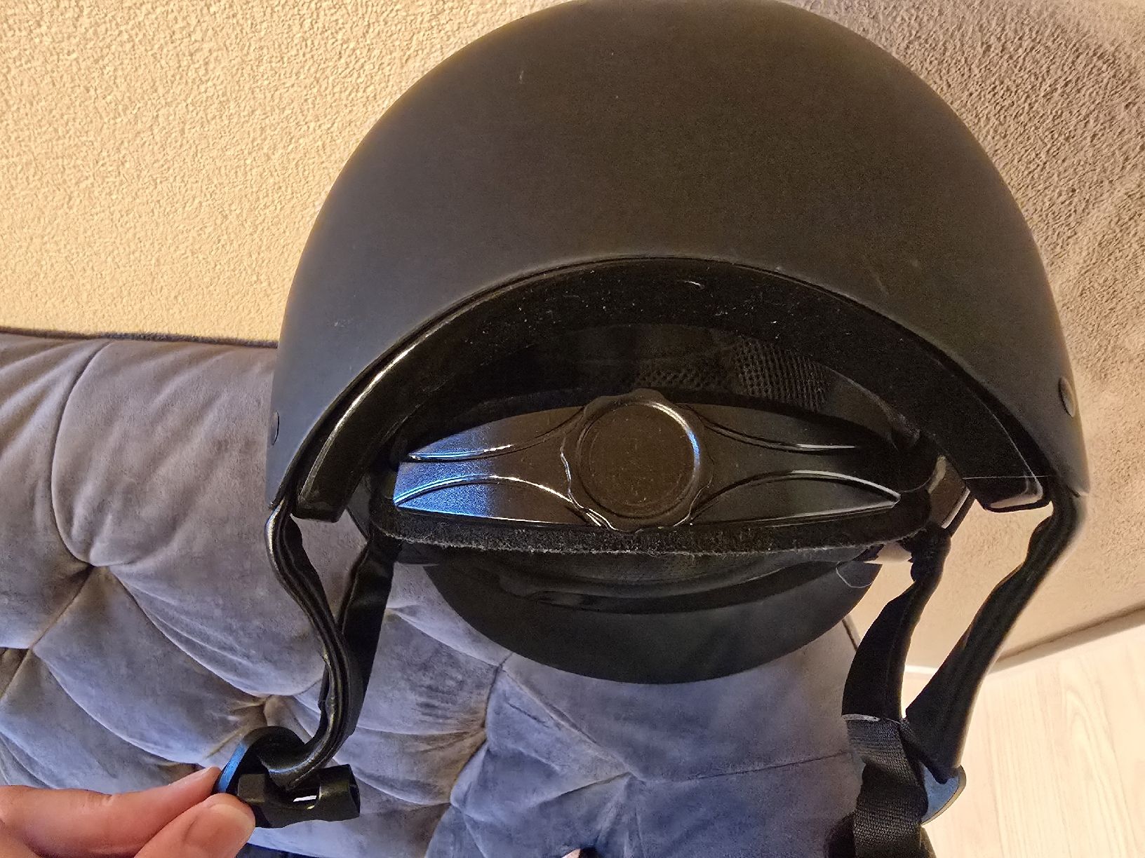 Caschi: Reithelm Equestro Eclipse Schwarz Grösse S – Usato da Winterthur venduto da corhein 1