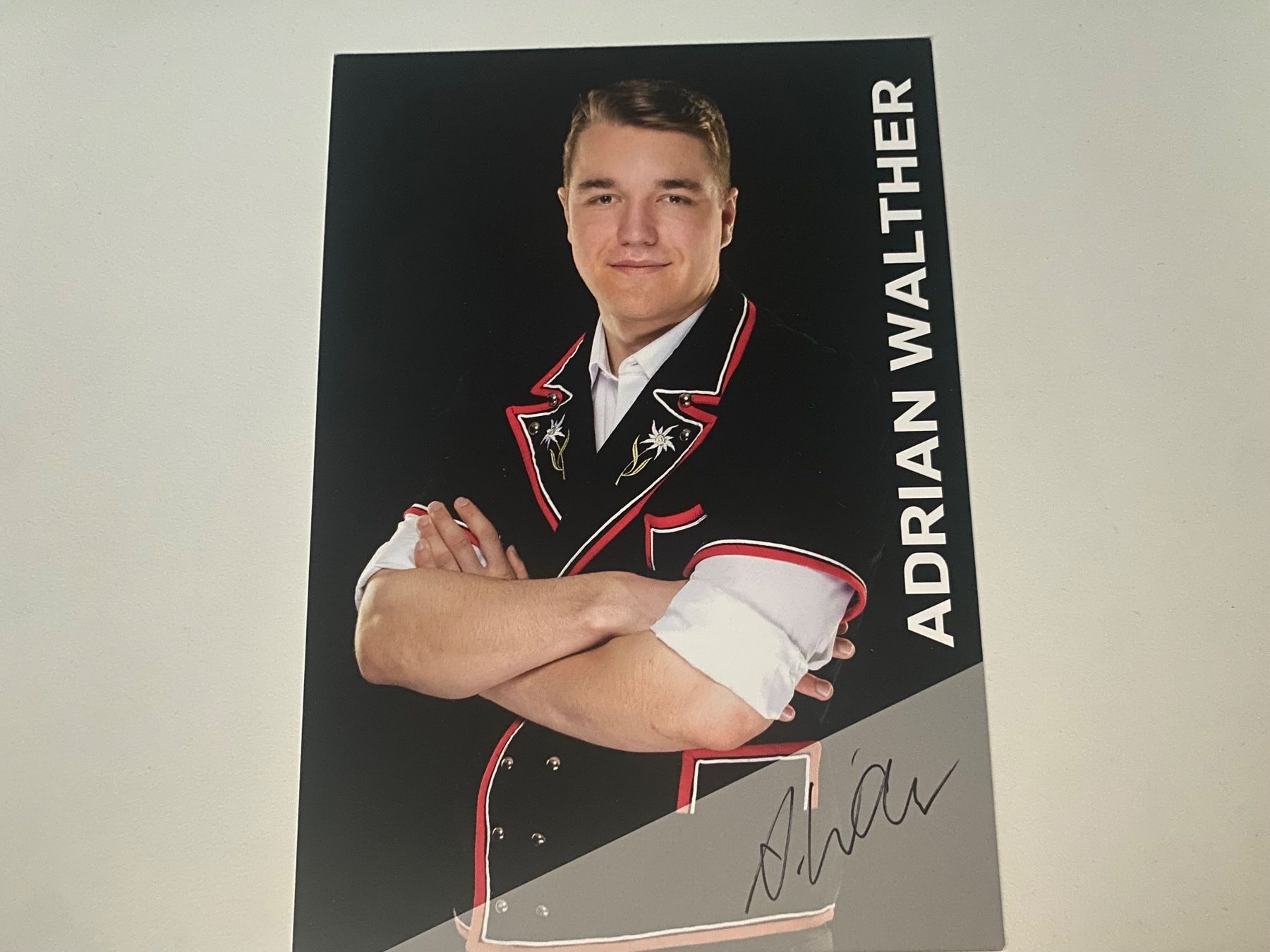 Autografi: Adrian Walther Autogrammkarte - Schwingen – Usato da Hergiswil LU venduto da FcMalkov