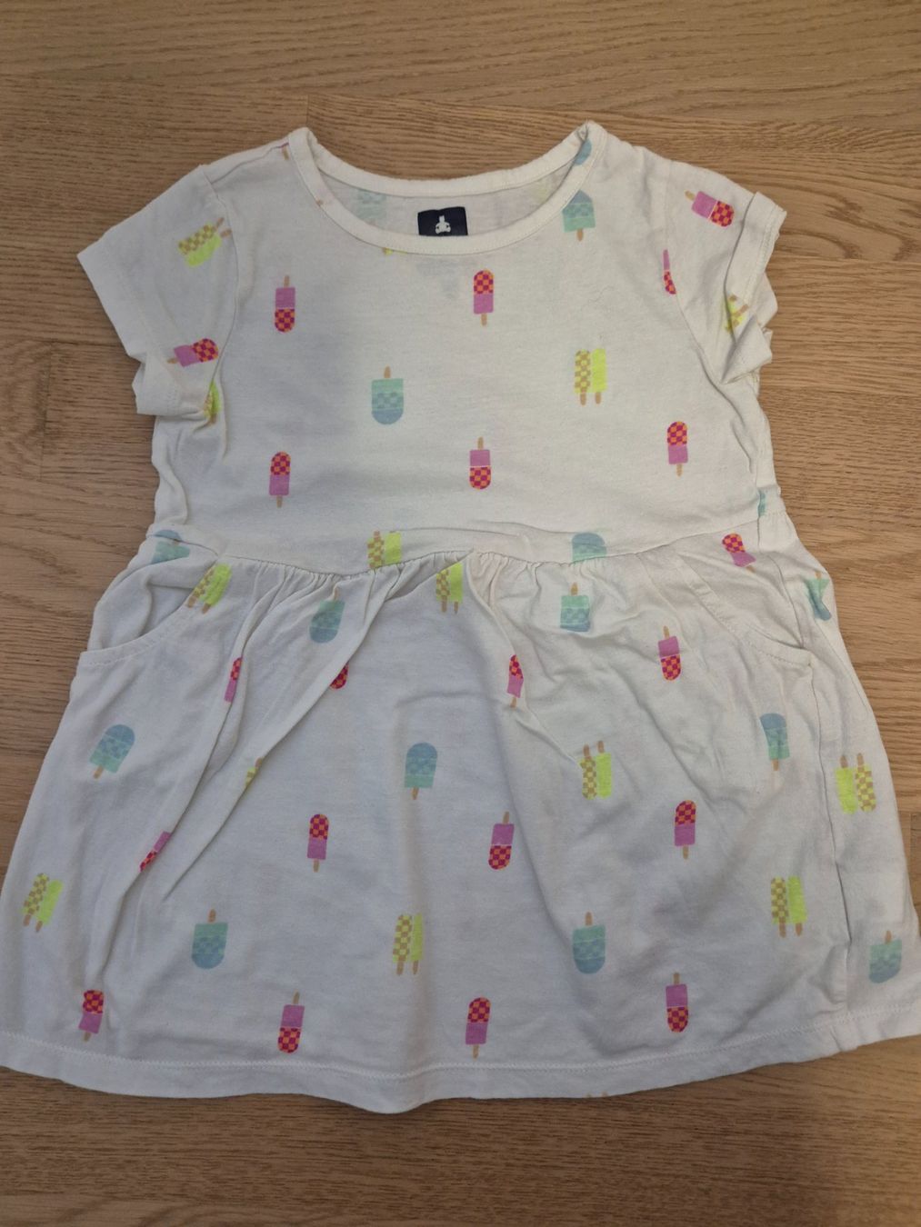 Gap Vestiti & Gonne: Kleid von GAP mit Glace Muster, Grösse 98 – Usato da Pfäffikon SZ venduto da Ka6ka