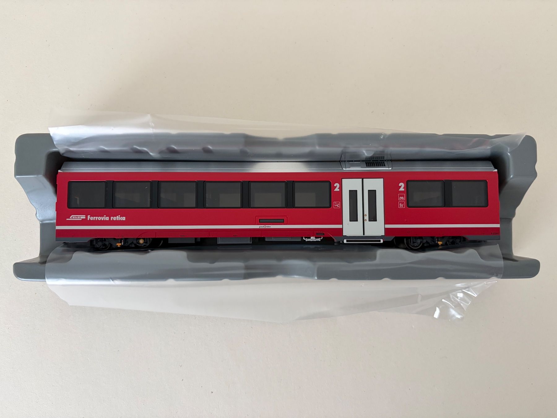 BEMO 3298 132 RhB Albula-Gliederzug (AGZ) Nr. B 573 01 (Neu und ...