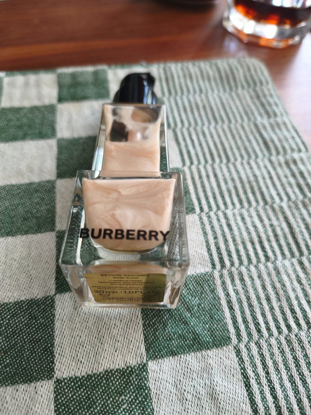 Burberry Make-up: Burberry Makeup Primer Bare Glow – Usato da Koblenz venduto da Ivy_Belle 2