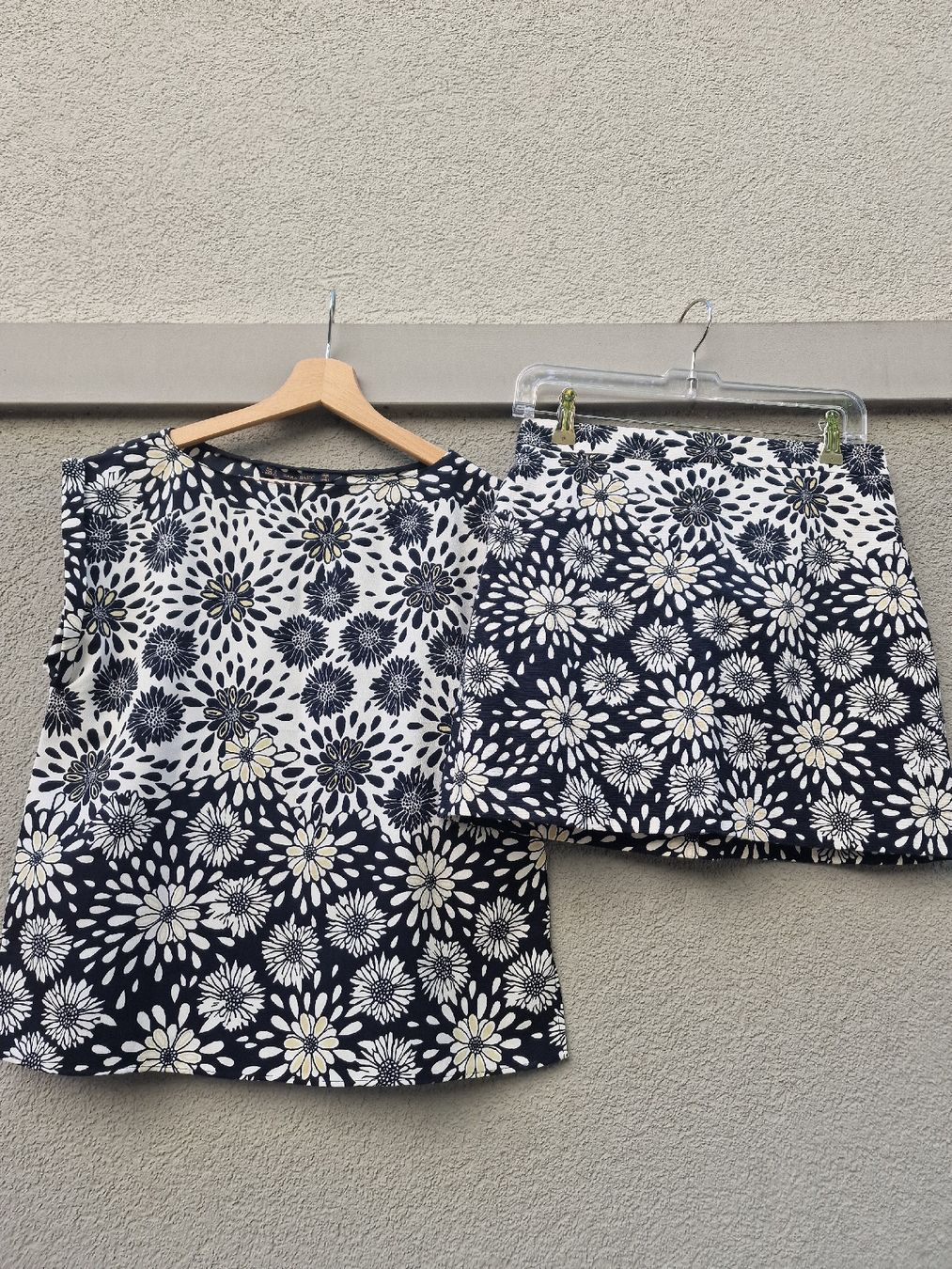 Zara Lotti di vestiti: Zara Set S/M – Usato da Basel venduto da chingson