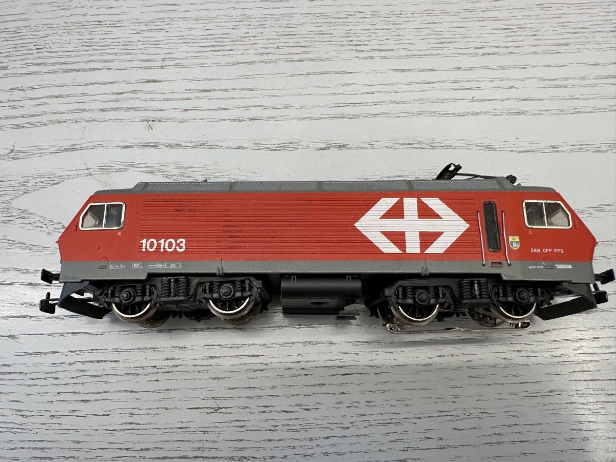 Märklin Modellini di ferrovie: Märklin 3328 SBB Re 4/4 IV – Usato da Lupsingen venduto da New-Haven 2