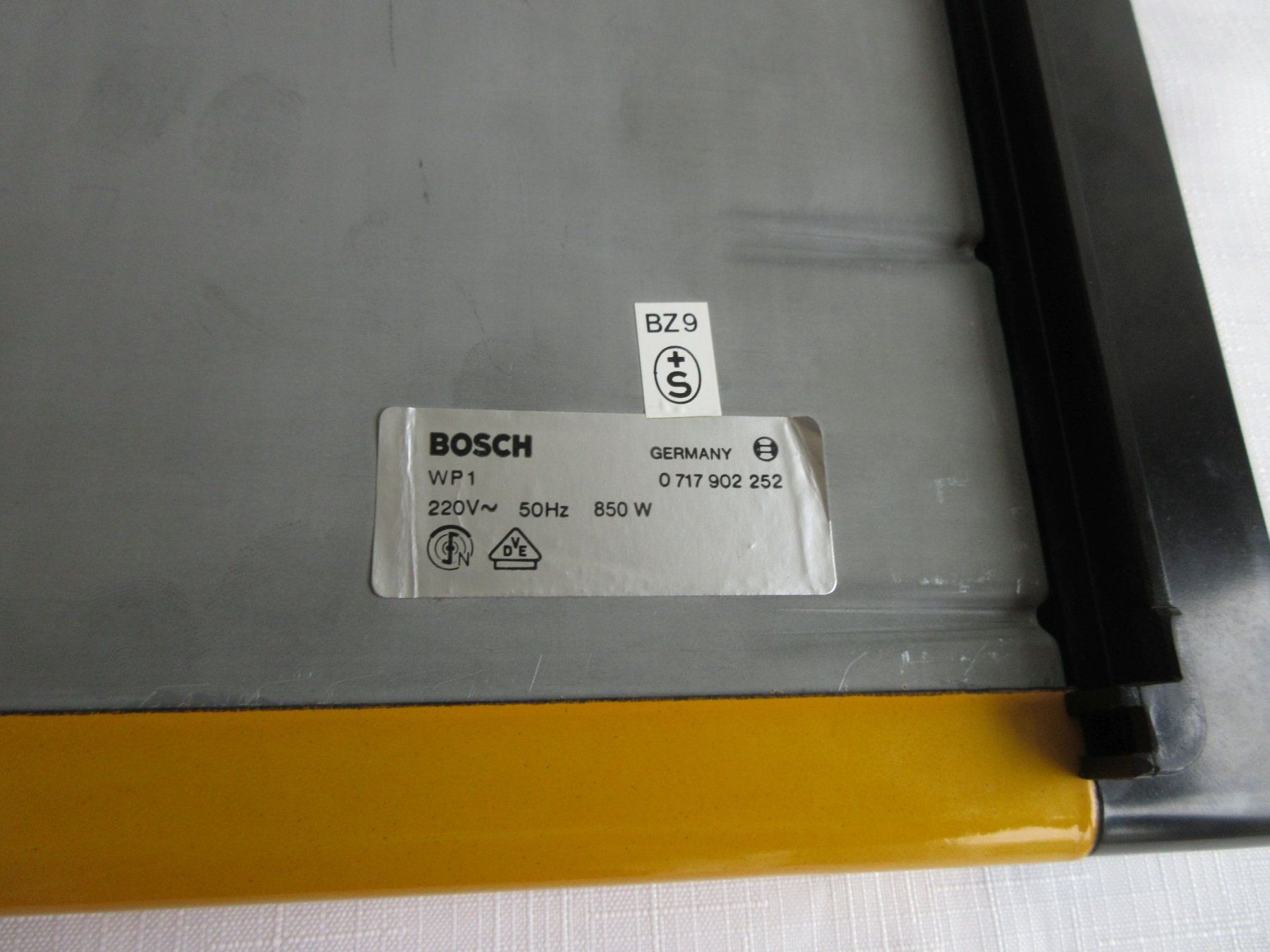 Bosch Elettrodomestici da cucina: Warmhalteplatte von Bosch – Usato da Binningen venduto da Oldfashion 5