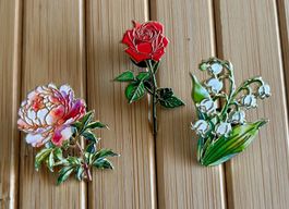 3x Pin Blumen