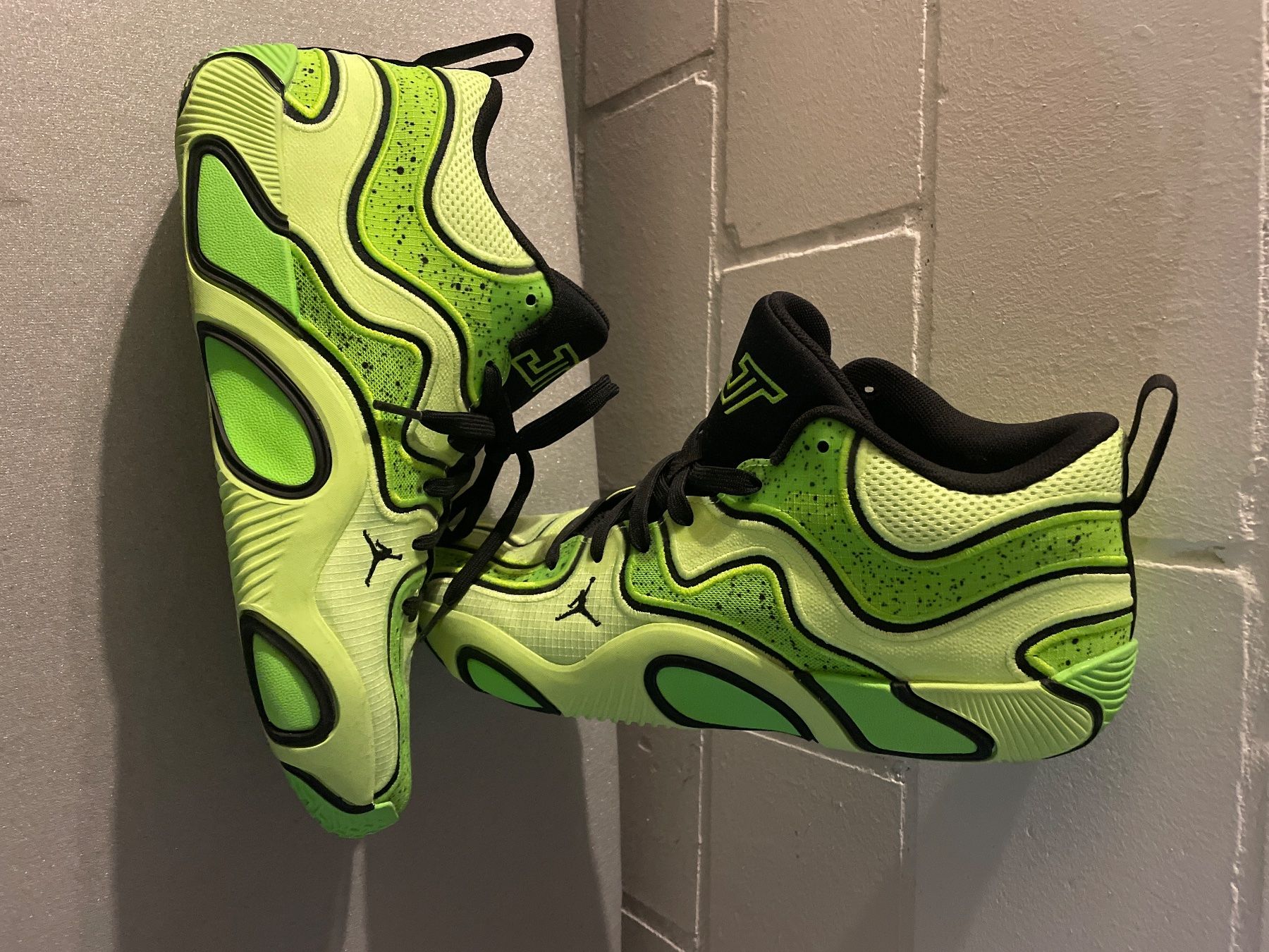 Jordan Scarpe da uomo: Air Jordan Zoom Gr.44,5 – Nuovo (secondo la descrizione) da Obfelden venduto da 3zwerge