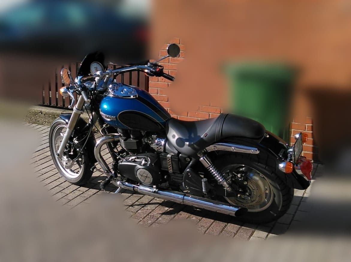 Triumph Chopper: Triumph Speedmaster 900 – Usato da Rotkreuz venduto da irenemehr 1