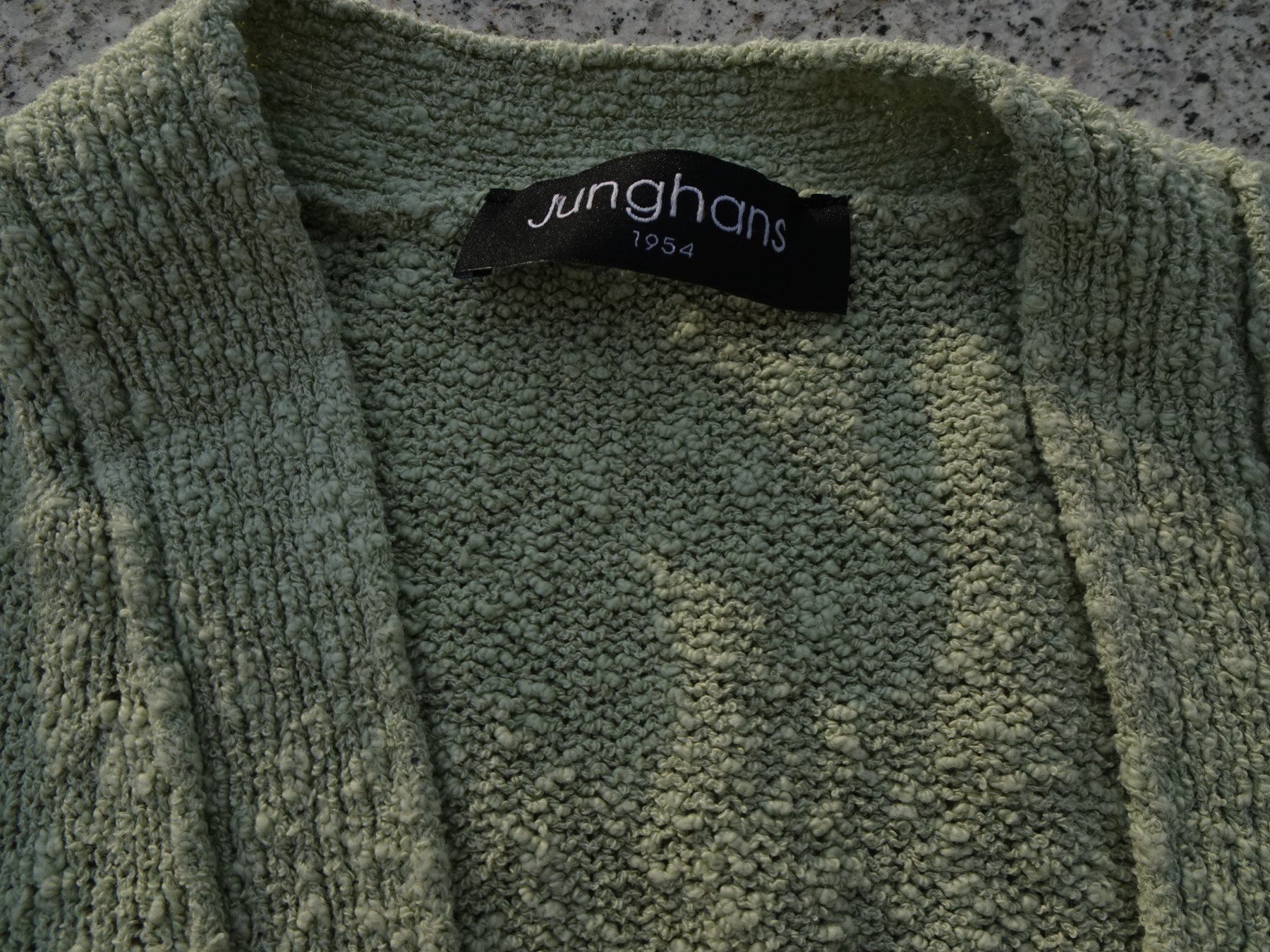 Giacche: Junghans Strickshirt Strickjacke grün Gr M Cardigan – Usato da Winterthur venduto da blumeblau77 5