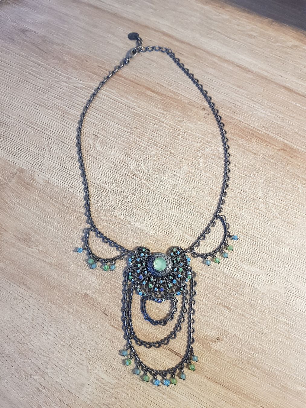 Catenine: Collier vintage Jacqueline SINGH Paris – Usato da Veyrier venduto da sosozizou