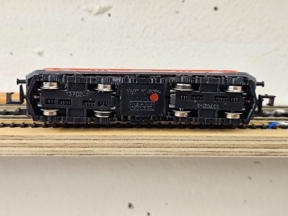 Hobbytrain Modelleisenbahnen: Re 4/4 I Digital spur N – Gebraucht aus Gunzgen von luwy 4