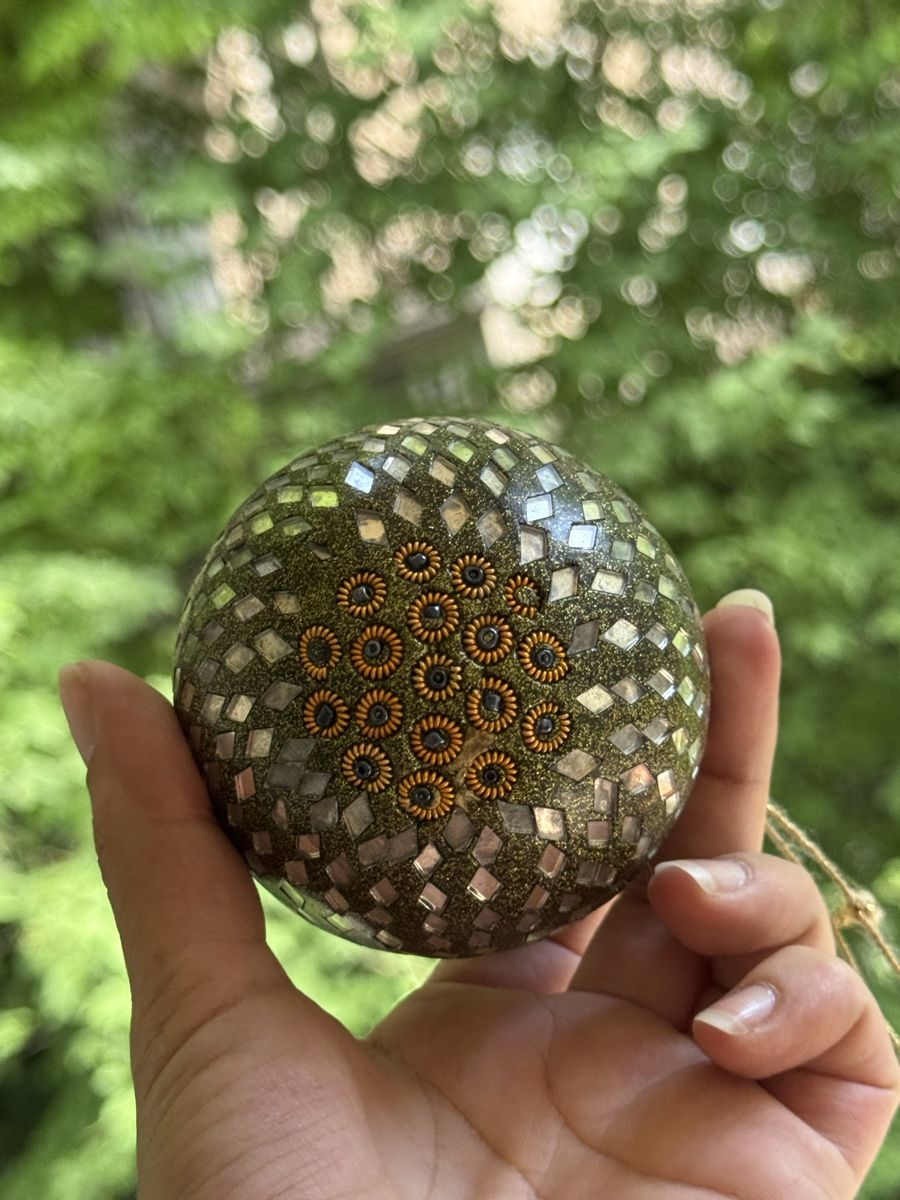 Tutte le decorazioni: Mosaic Orb Decorative Item - Unique Handcrafted Accent Piece – Usato da Zürich venduto da olalinda 8