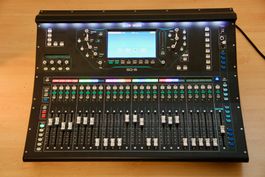 Allen & Heath SQ6, inkl. Case
