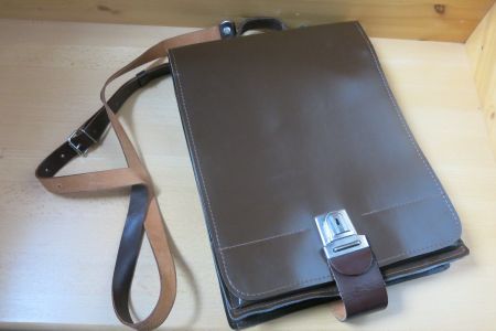 Ledertasche zum Umhängen