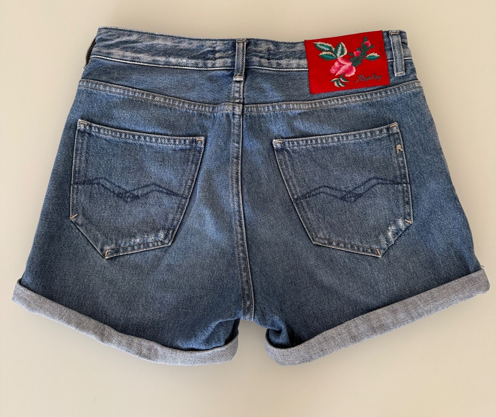 Replay Jeans: Replay Jeans Shorts Grösse 27 – D'occasion à Hunzenschwil par Reche71 1