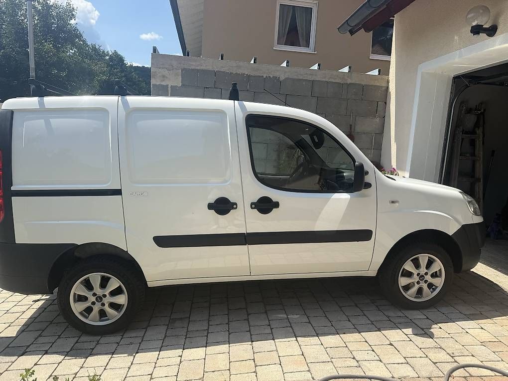 Autos: Österreichisches Auto/Export/Bastler  – Gebraucht aus Spiez von mar_6xv8 3