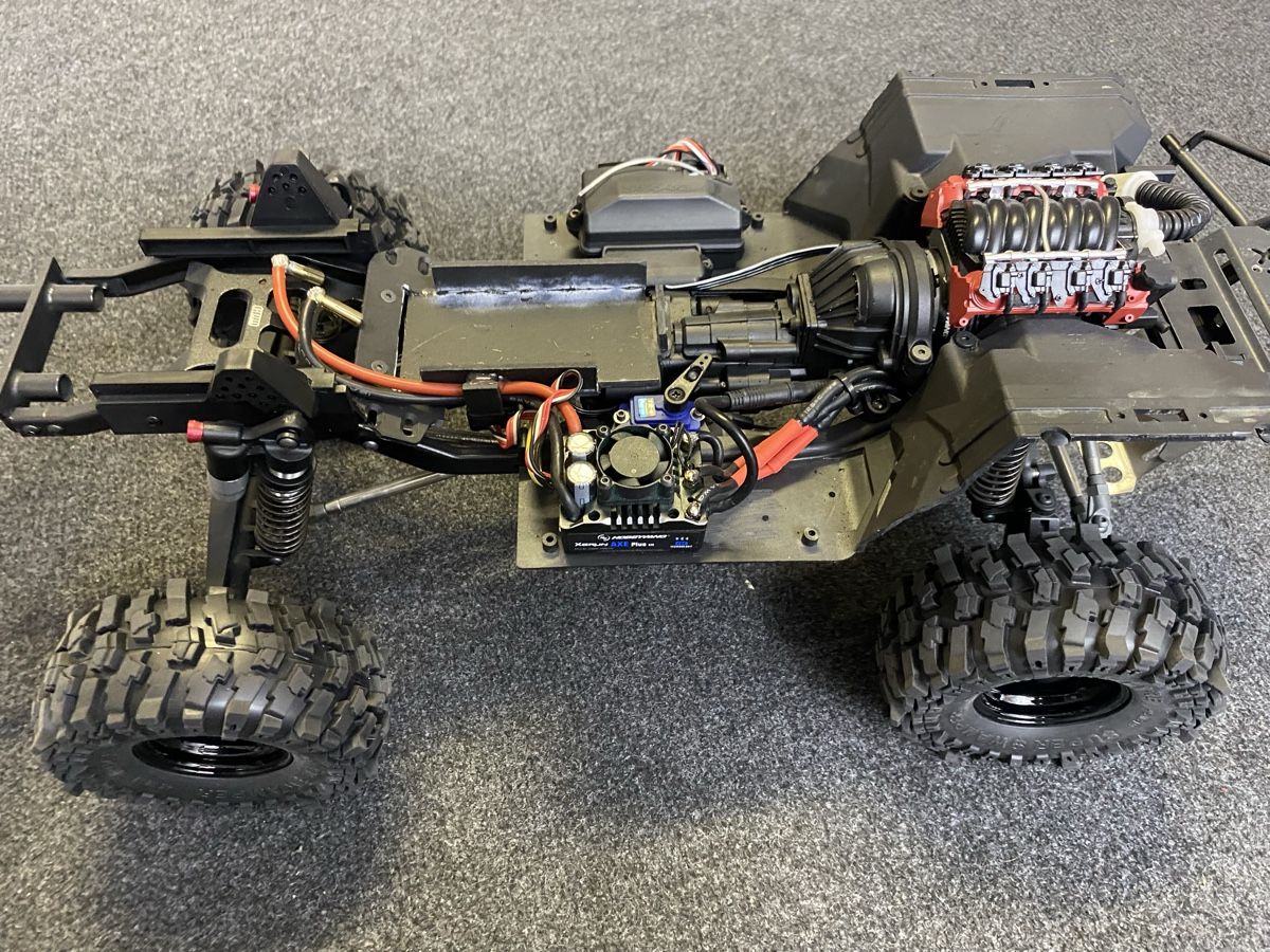 Axial Modellismo RC: Axial Scx 10.3 John Wick Defender – Nuovo (secondo la descrizione) da Holziken venduto da oversteering 4
