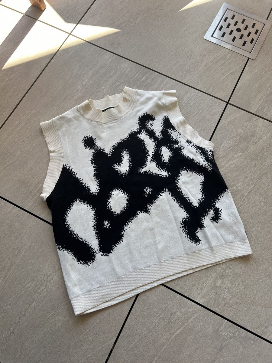 Maglioni & Felpe: Closnea vest – Usato da Winterthur venduto da Werischjenny 1