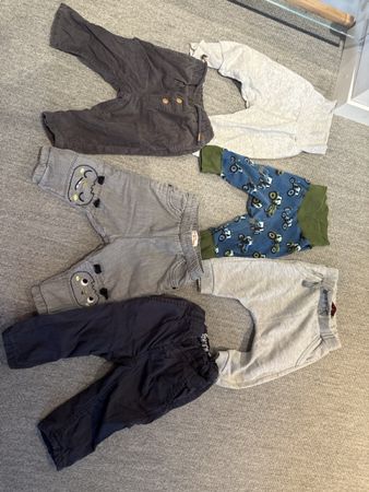 Hosen 6teiliges Set Grösse 62-74, 2paar gefüttert