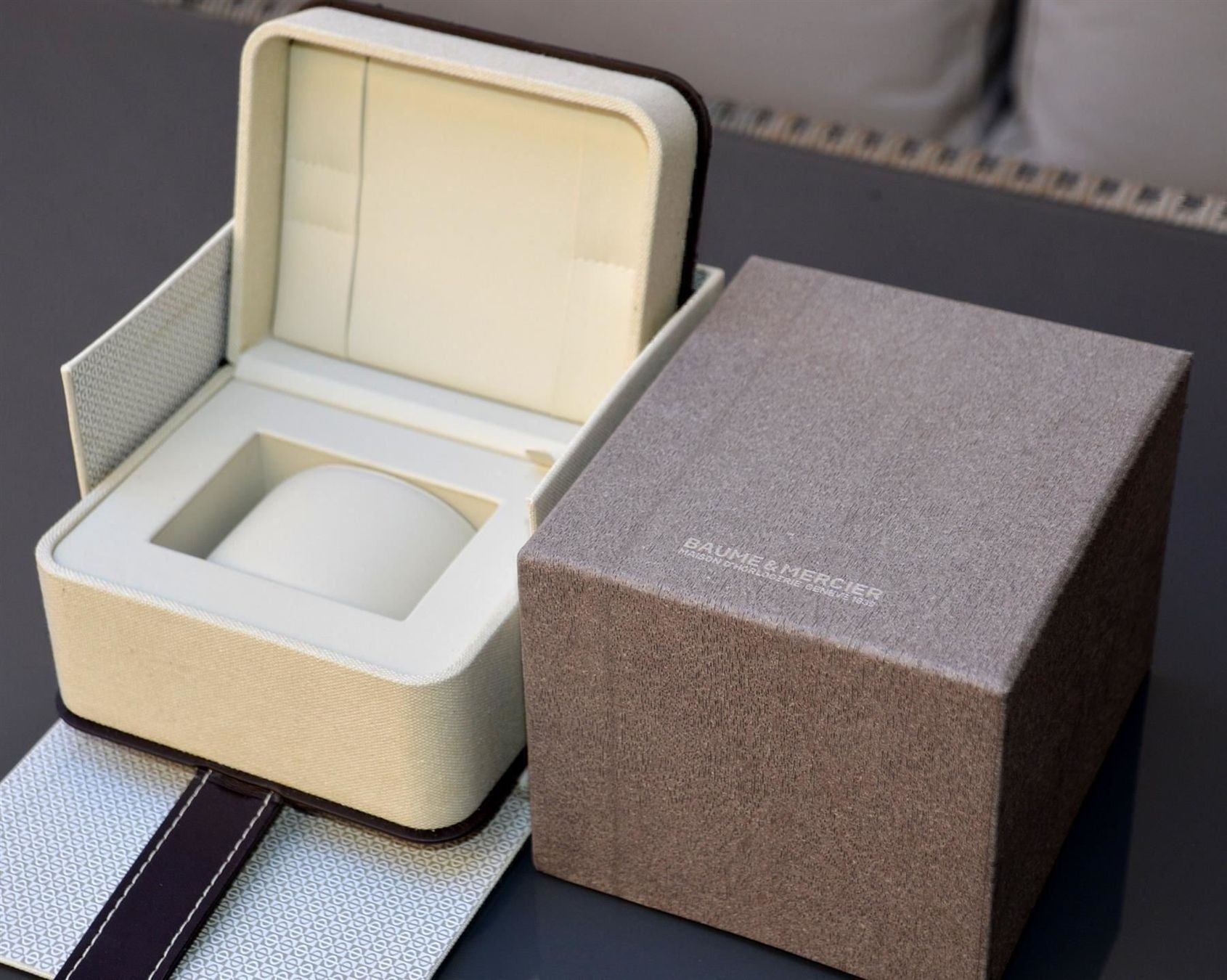 Baume & Mercier Scatole porta orologi: Uhrenbox boîte de montre Baume & Mercier – Usato da Collonges venduto da Auganien 1