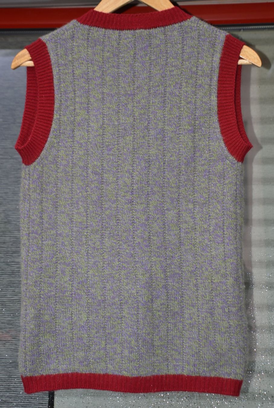 Chanel Gilet & Giacche senza maniche: Chanel Pullover  / pull 38 - 100 % Kaschmir / cachemire – Usato da Collonges venduto da Auganien 3