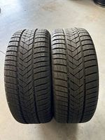 Winterreifen 245/40R19 98V Pirelli