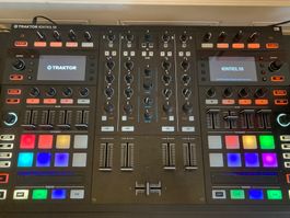 🎛️ Traktor Kontrol S8 + logiciel + housse de transport