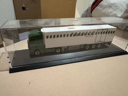 Herpa 1:87 MB Actros "Traveco"
