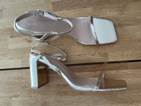 High Heels Sandalen Long Tall Sally EU 47 / UK 13 Neu