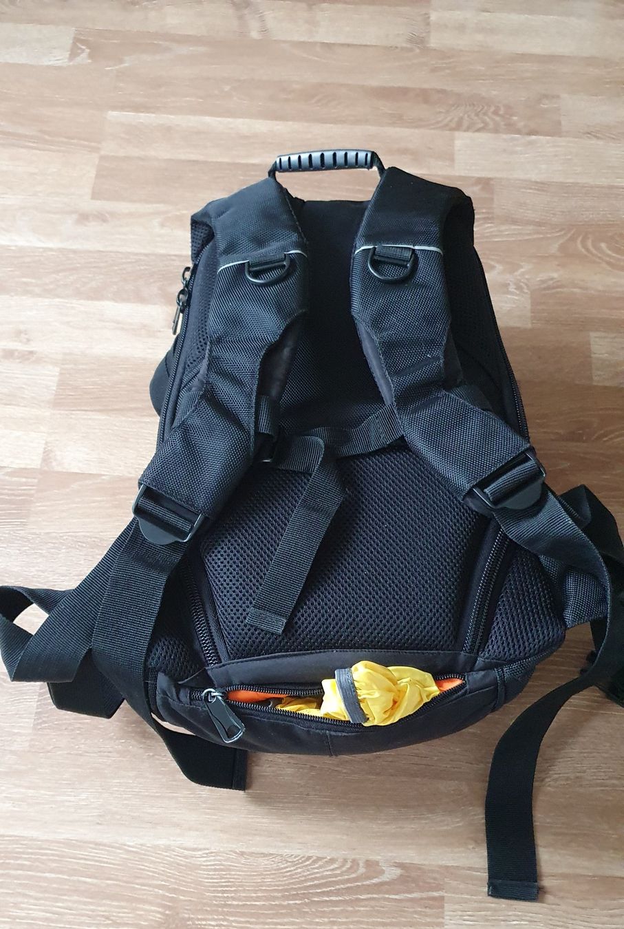 Zaini: Kamera Rucksack mit Regenschutz – Usato da Lohn SH venduto da Lillyfee2020 1