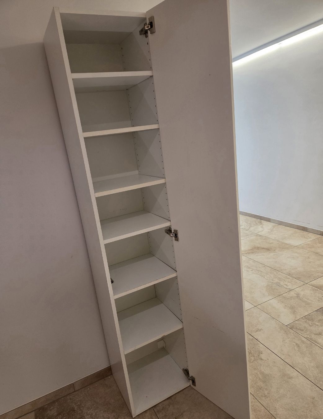 Armadi: Schrank für Badezimmer, Schuhe oder Vorrat – Usato da Rüschlikon venduto da Domi7 1