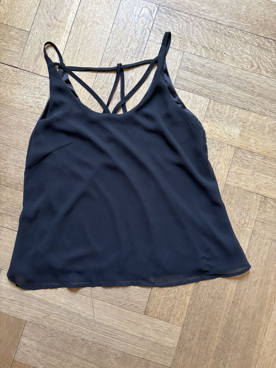Tops: Top noir taille S - croisé dans le dos – Neu und originalverpackt aus Sion von Nelsonkatz