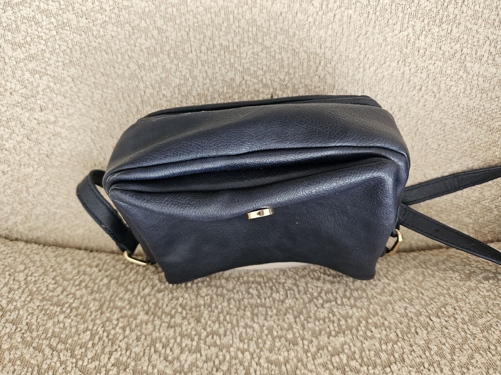 Borse da donna: Winter Tasche mit Kunstfell – Usato da Luzern venduto da kad_b5ll 2