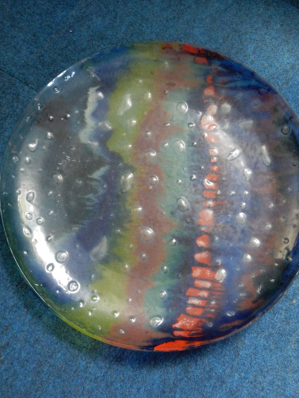 Piatti di portata: wunderschöne Glasplatte gross bunt 45,5 cm Glas Schale – Usato da Jona venduto da simongarden