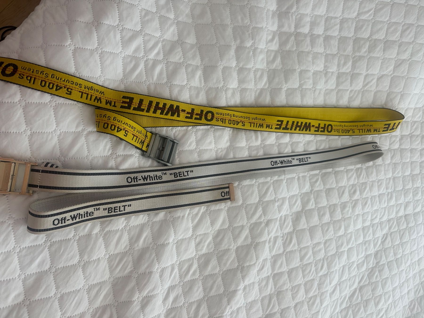 Off-White Gürtel: 2x Off-White Gürtel – Gebraucht aus Monte Carasso von cilliss 1