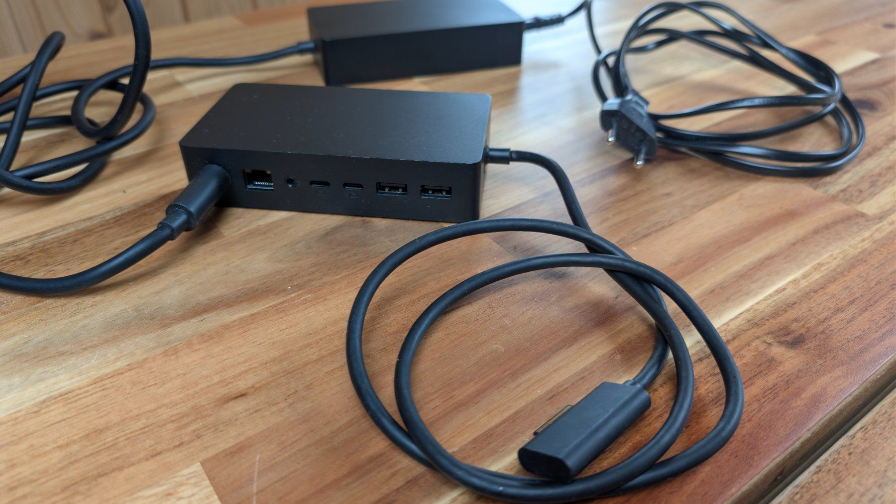 Microsoft Dockingstation: Microsoft Surface Dockingstation – Gebraucht aus Wabern von Jinii_7pg14