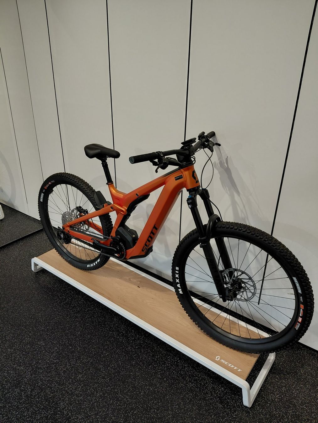 Scott Velos: Scott Strike eRide 910 EVO 2023 – Neu und originalverpackt aus Klosters von mie_9vjk 4