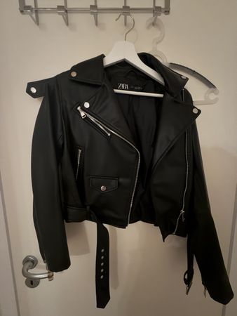 Zara Lederjacke Grösse M