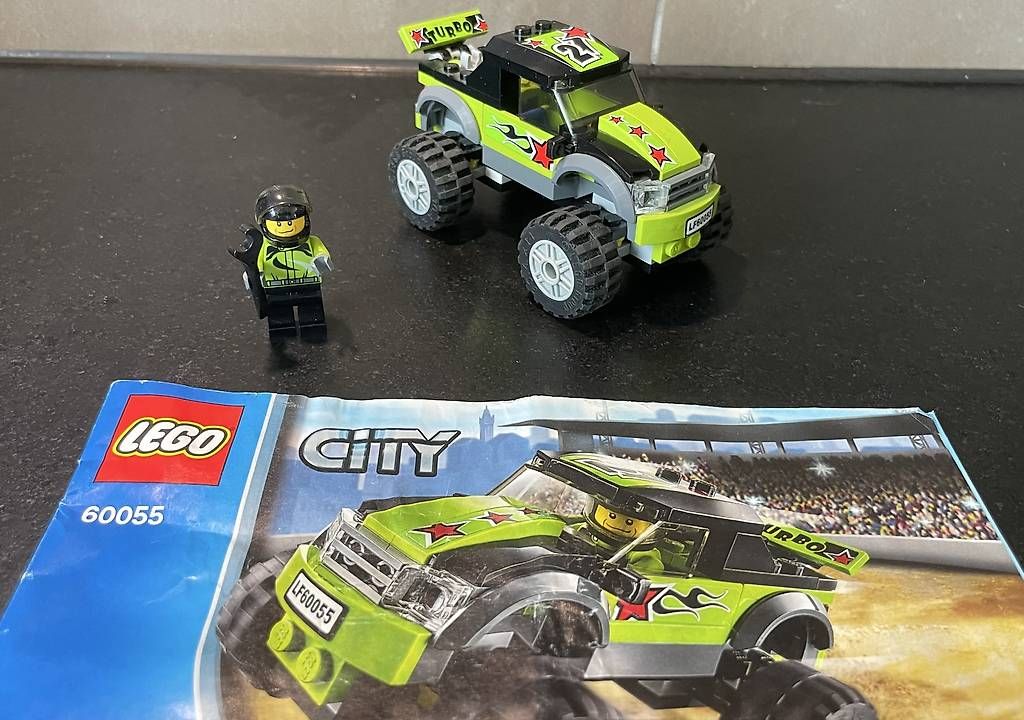 Lego Kit di costruzioni: Lego City Rennwagen 60055 – Usato da Giebenach venduto da Flaz78 1
