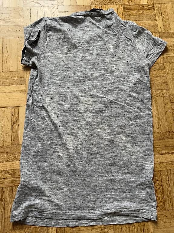 T-shirt: Dsquared2 TShirt Gr.XS – Usato da Stäfa venduto da DearDarling 2
