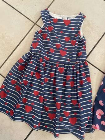 Susses neues Friboo Kleid, Gr. 110/116, gestreift mit Herzen